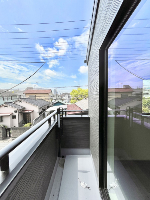 oRj[@P`Balcony`  oRj[͉z݁Azc󕨂C悭Ƃł܂Bg₷JIȃoRj[łzՂ~蒍AoRj[tZ܂B  