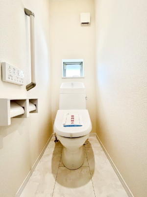 gC@P`Toilet`@̂鐅gC̓EHVbgtłgC͖g킴𓾂Ȃ́BۂłˁBgC2̂Œ̍Gɕ֗łI