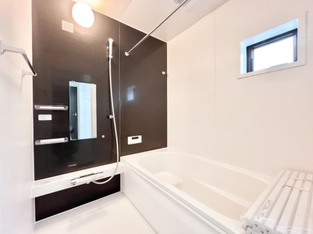 @2`Bath Room`  t̃oX[Bz˂ޖ邢́A̓CǂgłB܂A@Ă܂BCǍDłB