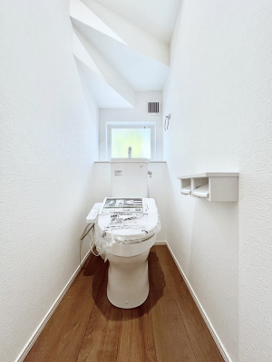 gC@`Toilet`@YEXbLEKȃEHVbgtgCł낰ԂłB1A2KɃgCXy[XǏ薾邭AKԂƂȂĂ܂gꏊ炱̔złI