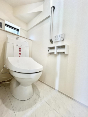 gC@P`Toilet`@YEXbLEKȃEHVbgtgCł낰ԂłB1A2KɃgCXy[XǏ薾邭AKԂƂȂĂ܂gꏊ炱̔złI