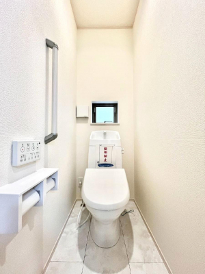 gC@Q`Toilet`@̂鐅gC̓EHVbgtłgC͖g킴𓾂Ȃ́BۂłˁBgC2̂Œ̍Gɕ֗łI