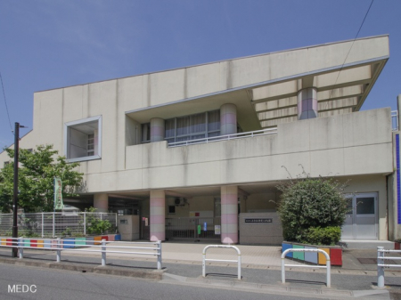 周辺環境　幼稚園・保育園 420m みなみ認定こども園