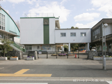 周辺環境　小学校 710m 八千代市立勝田台小学校