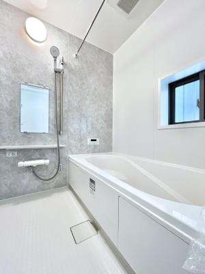 �����@����̔�����₷��؂ȃo�X�^�C���B�������Ƃ����C���y����Ŕ����Ƃ肽���ł��ˁI  