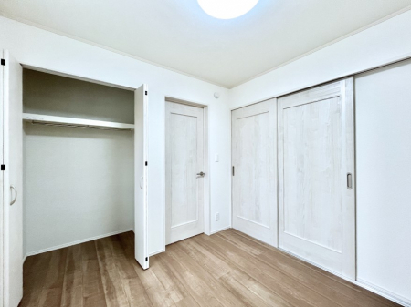 �q�������@�q�������ɂ��������߂Ȏ��[�X�y�[�X�����Ղ�̋���