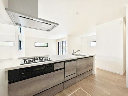 Lb`@`Kitchen`  rOnJE^[Lb`B  ȂƑƃR~jP[VƂ邾łȂA傫ȊJ邱Ƃł܂B  ql̐邱Ƃł܂ˁI