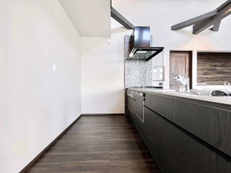 Lb`@`Kitchen`@LĎg₷Lb`ȂƑłɗAЕtԂȂłႢ܂[Ղ肠̂ŁAƐȈۂۂĂ܂B