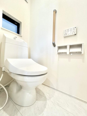 gC@B`Toilet`@̂鐅gC̓EHVbgtłgC͖g킴𓾂Ȃ́BۂłˁBgC2̂Œ̍Gɕ֗łI