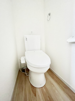 gC@P`Toilet`@̂鐅gC̓EHVbgtłgC͖g킴𓾂Ȃ́BۂłˁBgC2̂Œ̍Gɕ֗łI