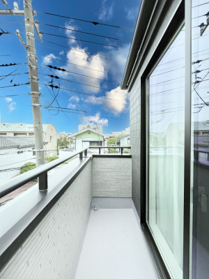 oRj[@P`Balcony`  oRj[͉z݁Azc󕨂C悭Ƃł܂Bg₷JIȃoRj[łzՂ~蒍AoRj[tZ܂B  