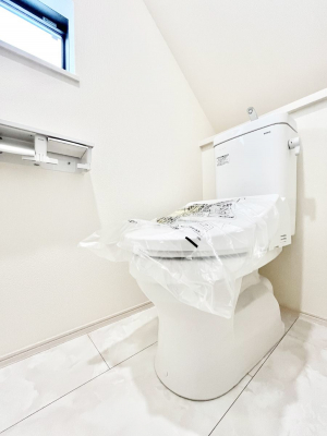 gC@A`Toilet`@̂鐅gC̓EHVbgtłgC͖g킴𓾂Ȃ́BۂłˁBgC2̂Œ̍Gɕ֗łI