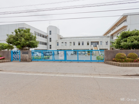 周辺環境　中学校 1130m 四街道市立四街道北中学校