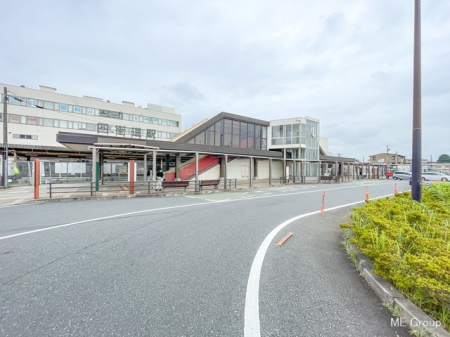 周辺環境　駅 2080m 総武本線「四街道」駅