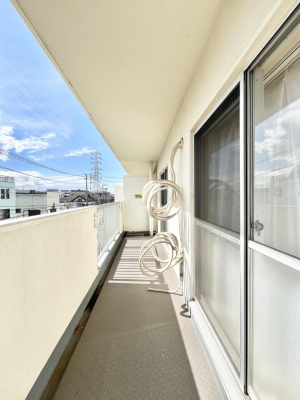 oRj[@`Balcony`  oRj[͉z݁Azc󕨂C悭Ƃł܂B  g₷JIȃoRj[łzՂ~蒍AoRj[tZ܂B  
