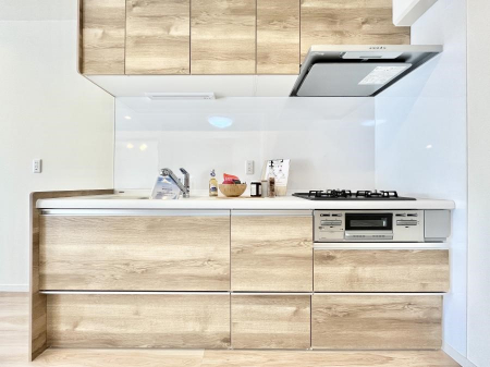 Lb`@`Kitchen`@LĎg₷Lb`ȂƑłɗAЕtԂȂłႢ܂[Ղ肠̂ŁAƐȈۂۂĂ܂B