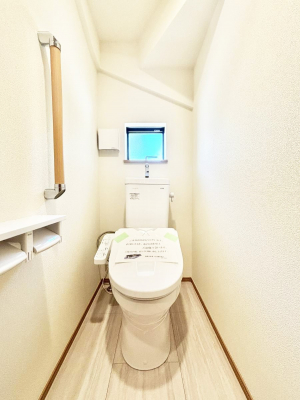 gC@`Toilet`@̂鐅gC̓EHVbgtłgC͖g킴𓾂Ȃ́BۂłˁBgC2̂Œ̍Gɕ֗łI