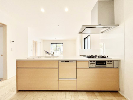 Lb`@`Kitchen`@LĎg₷Lb`ȂƑłɗAЕtԂȂłႢ܂[Ղ肠̂ŁAƐȈۂۂĂ܂B