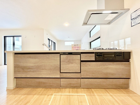 Lb`@`Kitchen`@LĎg₷Lb`ȂƑłɗAЕtԂȂłႢ܂[Ղ肠̂ŁAƐȈۂۂĂ܂B