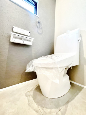 gC@P`Toilet`@̂鐅gC̓EHVbgtłgC͖g킴𓾂Ȃ́BۂłˁBgC2̂Œ̍Gɕ֗łI