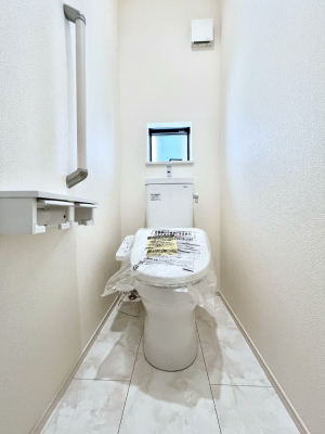 gC@gC1K2KꂼɔzuĂĂƂĂ֗łB 