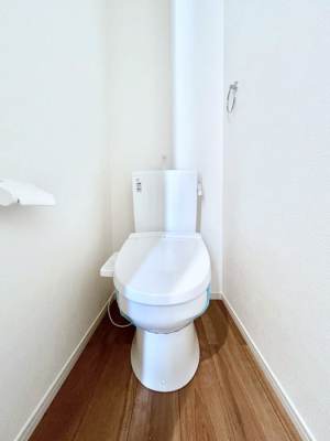 gC@Q`Toilet`@̂鐅gC̓EHVbgtłgC͖g킴𓾂Ȃ́BۂłˁBgC2̂Œ̍Gɕ֗łI