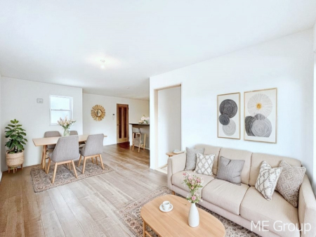 ���r���O�@���Ƒ��̓��₩�Șb�����ŕ�܂�閾�邢���r���O  ���Ƌ��CG�ł�  