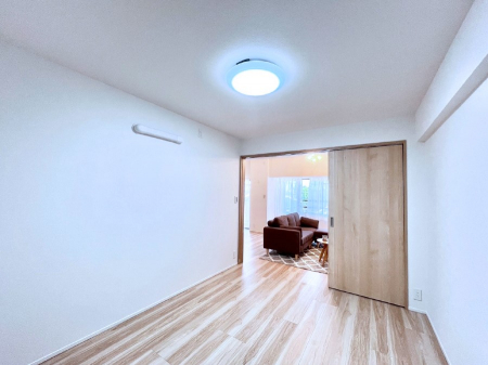 q@rOאڂ̗m͌ƂĂpł܂