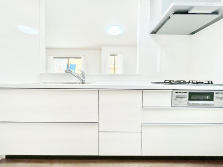 Lb`@`Kitchen`@LĎg₷Lb`ȂƑłɗAЕtԂȂłႢ܂[Ղ肠̂ŁAƐȈۂۂĂ܂B