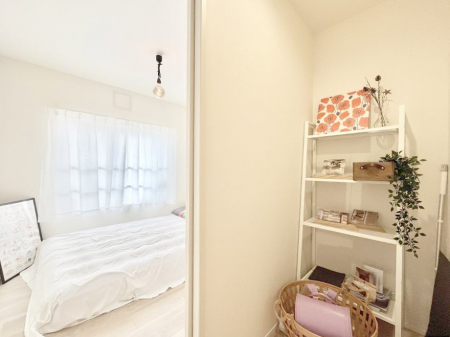 子供部屋　収納が充実しているので居住スペースを広々使えます  