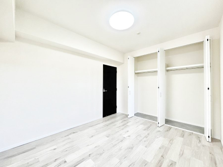 Q@`Bed Room`@SɎ[N[[bgIiĝm⏬͂AGߕ̂mȂǂƐڂ܂܂BԂLgpłALp܂