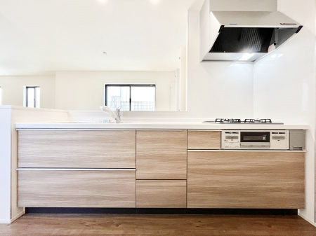 Lb`@A`Kitchen`@LĎg₷Lb`ȂƑłɗAЕtԂȂłႢ܂[Ղ肠̂ŁAƐȈۂۂĂ܂B