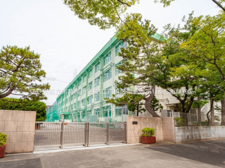 周辺環境　中学校 790m 江戸川区立南葛西中学校