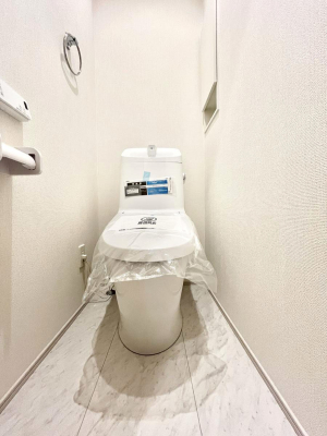 トイレ　トイレは1階と2階それぞれに配置されていてとても便利です。 