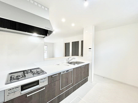 Lb`@P`Kitchen`@LĎg₷Lb`ȂƑłɗAЕtԂȂłႢ܂[Ղ肠̂ŁAƐȈۂۂĂ܂B