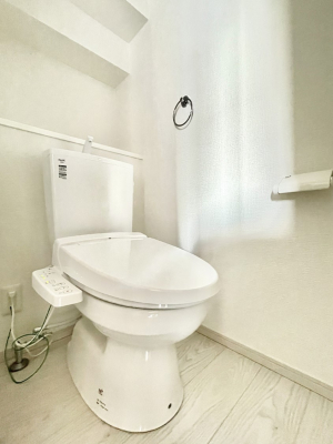 gC@Q`Toilet`@̂鐅gC̓EHVbgtłgC͖g킴𓾂Ȃ́BۂłˁBgC2̂Œ̍Gɕ֗łI