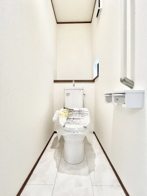 gC@a`Toilet`@̂鐅gC̓EHVbgtłgC͖g킴𓾂Ȃ́BۂłˁBgC2̂Œ̍Gɕ֗łI