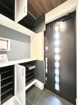 ���̑����ρ@�����Ղ���[�ł���V���[�Y�{�b�N�X�ŉƑ��S���̌C���A���ւ�������B  