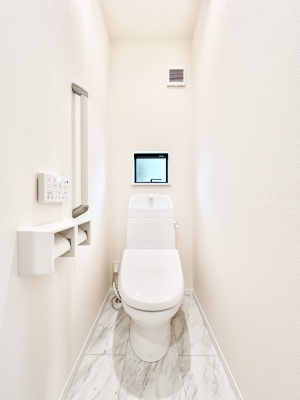 gC@`Toilet`@YEXbLEKȃEHVbgtgCł낰ԂłB1A2KɃgCXy[XǏ薾邭AKԂƂȂĂ܂gꏊ炱̔złI