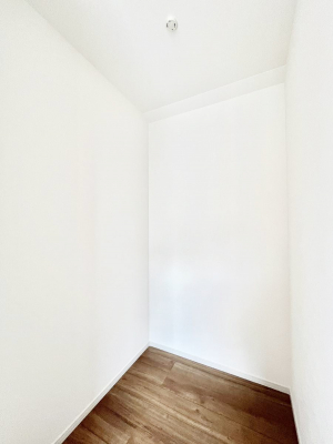 ̑@EH[NCN[[bg̊pŐԃXbL