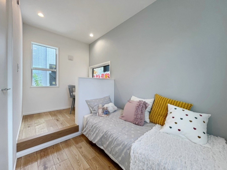 ���̑����ρ@�������S�������`Bed Room�`�@�Z�����߂��䂭�����u������قǁA������肵�����Ԃ������Z���B�w���K�x�́u�Ɓv�Ɓu�X�v�Ɓu���v�����a�������ɖK��邾�Ɖ��߂Ċ��������Ă���܂��B