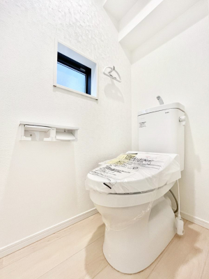 gC@`Toilet`@YEXbLEKȃEHVbgtgCł낰ԂłBgC͖g킴𓾂Ȃ́BۂłˁBgC2̂Œ̍Gɕ֗łI