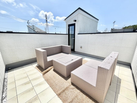 �o���R�j�[�@����e���X�͑�2�̃��r���O�Ƃ��Ċy���ނ̂������ł��ˁI