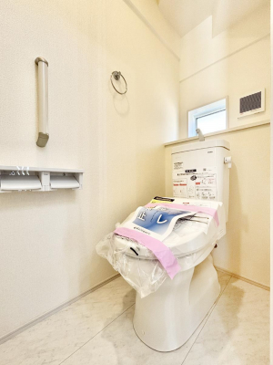 gC@`Toilet`@YEXbLEKȃEHVbgtgCł낰ԂłB1A2KɃgCXy[XǏ薾邭AKԂƂȂĂ܂gꏊ炱̔złI