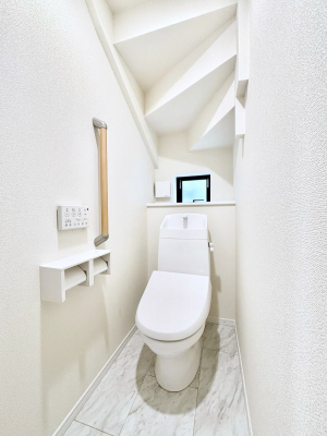 gC@B`Toilet`@̂鐅gC̓EHVbgtłgC͖g킴𓾂Ȃ́BۂłˁBgC2̂Œ̍Gɕ֗łI