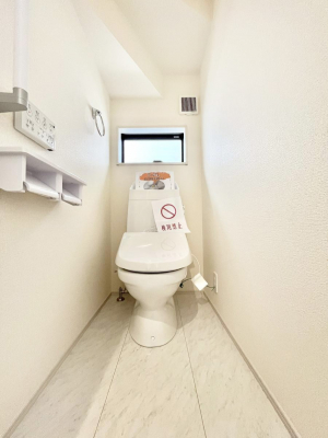 gC@P`Toilet`@̂鐅gC̓EHVbgtłgC͖g킴𓾂Ȃ́BۂłˁBgC2̂Œ̍Gɕ֗łI