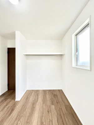 ���[�@�����Ղ�̎��[�X�y�[�X�ŉ��K�ɕ�点���� 