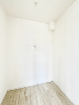 ̑@P`Walk-in Closet`@KvȂ̂R[fBl[gꗗĊmFłAgxx⏀ZԂōςރEH[NCN[[bgݒu܂BƂ̒Ƃ֗Ȏ[Xy[XB