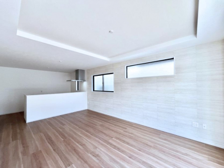 ̑ρ@`Living`@ɂ݂͂ȂWAHƊybn܂BbɖɂȂ肷āAY锼߂ɂȂĂ܂Bȑ̊Ԃ̍KĂꏊł肽B