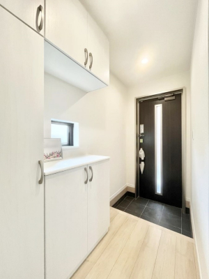 ց@KXXbg̓փhAɌ͂Ă܂